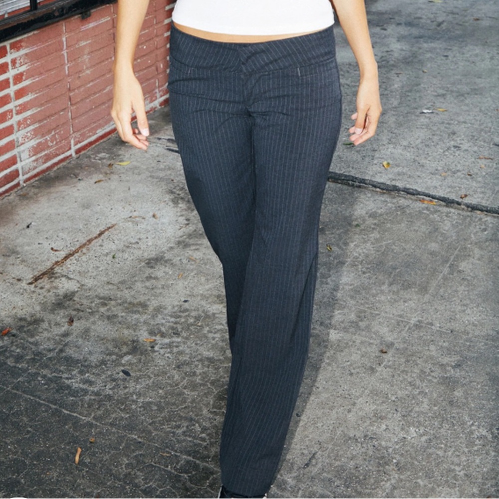 BRANDY MELVILLE LOW RISE PINSTRIPE PANT BNWOT